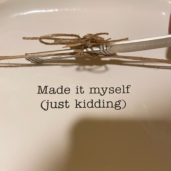 Mudpie Gift Cheese Set Decorative Ceramic Serving Board 8'' x 8'' New with Tag - Picture 2 of 5